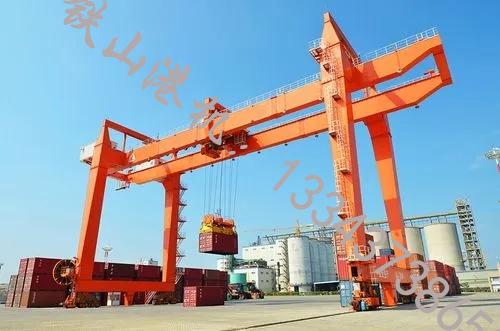 海南?？诟劭陂T式起重機廠家